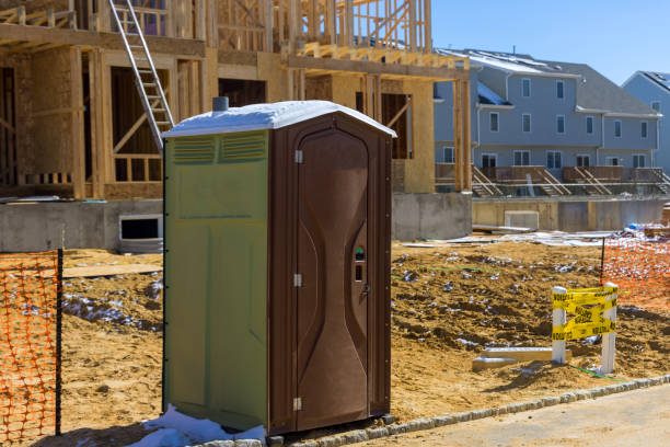Best Portable restroom trailer rental  in St Elmo, IL